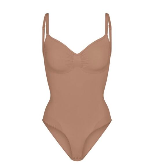 SKIMS Other - SKIMS Shapewear Seamless Sculpt Brief Bodysuit Size S/M